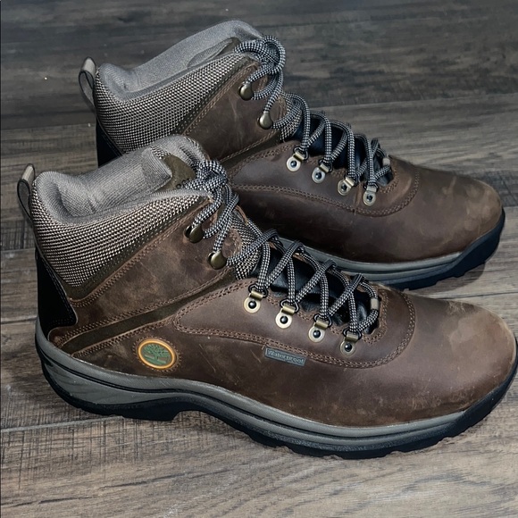 Timberland Men's Brown Hiking Boots - Picture 2 of 10